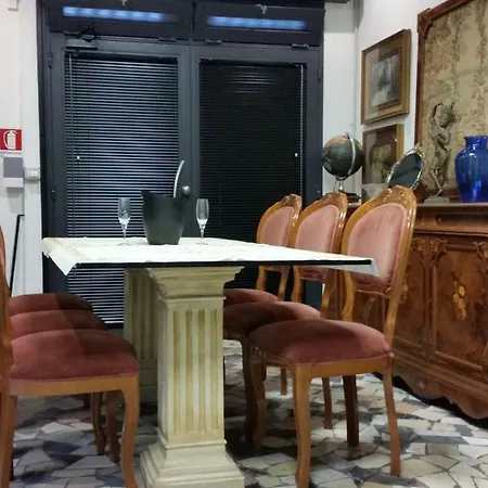 Pied A Ter Barozzi *